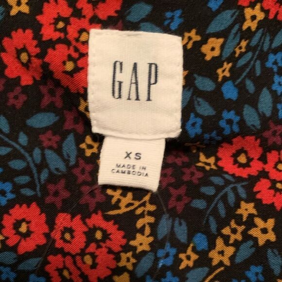 Gap floral print faux wrap dress. Size xs - Picture 5 of 9